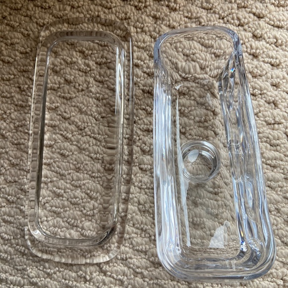 LN Heavy Clear Glass Butter Dish with Lid Like New - Picture 3 of 7